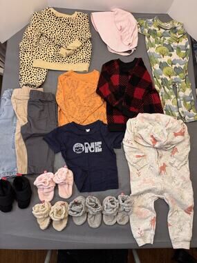 Baby Girl 12M Fall/Winter Clothing & Booties Lot 18 Pieces #613